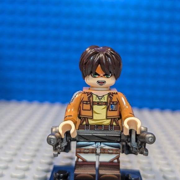 8 Minifigures- Attack on Titan Anime Building Block Toy Action Figure Big Fig - Picture 12 of 14